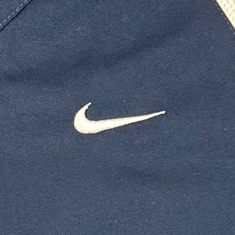 Nike team dri